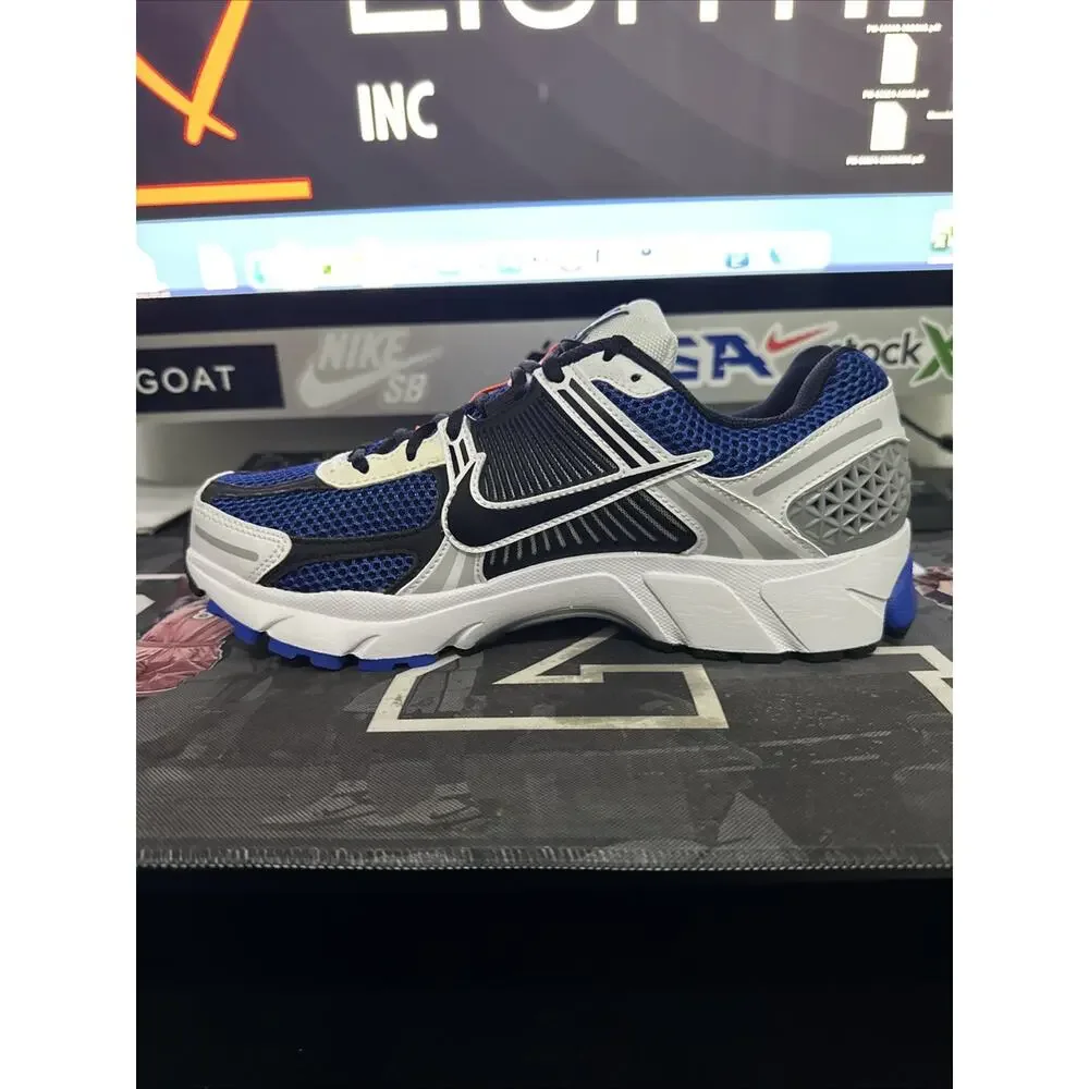 New Men's Size 9 Nike Zoom Vomero 5 SE White Racer Blue CI1694-100